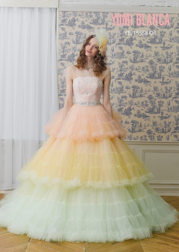 Rainbow Dresses: 5 Adorable Brands for Everyone's Dreamy Rainbow and Gradient Styles ♡にて紹介している画像