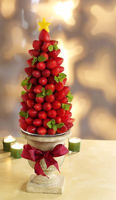 With This, You Can Create an Adorable Space! 8 Irresistible "Fruit Towers" ✨にて紹介している画像