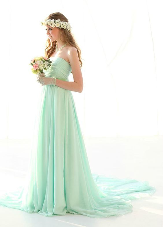 "Re-Entry with a Twist: Ideas to Surprise Your Guests with a Wedding Dress Change"にて紹介している画像