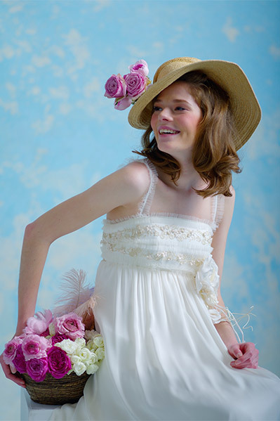 "Four Dress Shops Where You Can Request Your One-of-a-Kind Custom-Made Dress ♡"にて紹介している画像