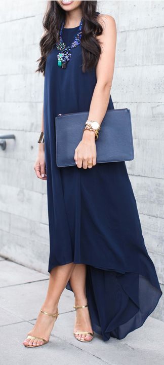 "Chic and Cute Invitation Dresses: A Collection of Navy-Colored Dresses!"にて紹介している画像