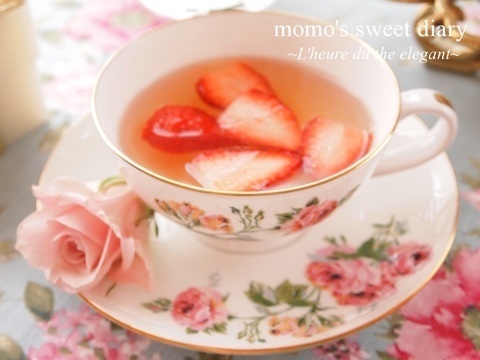 Cute and Adorable: Delightful Strawberry Drinks for a Charming Welcome!にて紹介している画像