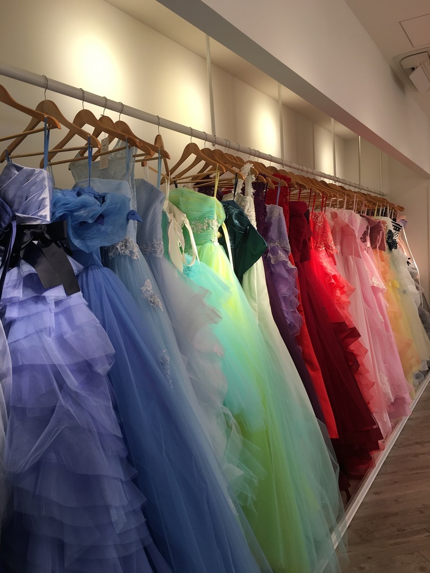 フルオーダードレスが10万円以下で買えちゃう♡大阪の格安ドレスショップ『Marry me』で夢を叶える！にて紹介している画像