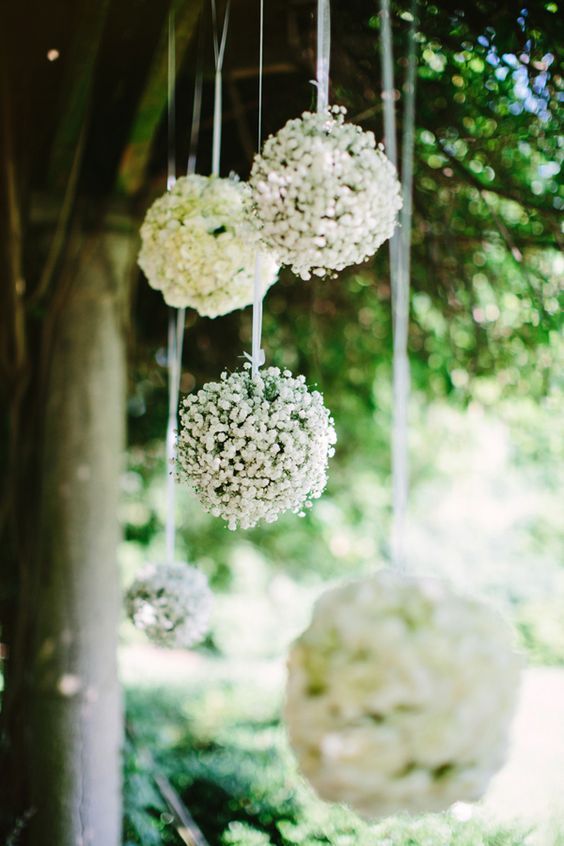 I Absolutely Love Fluffy White! A Collection of Beloved Wedding Ideas Using Baby's Breath ♡にて紹介している画像