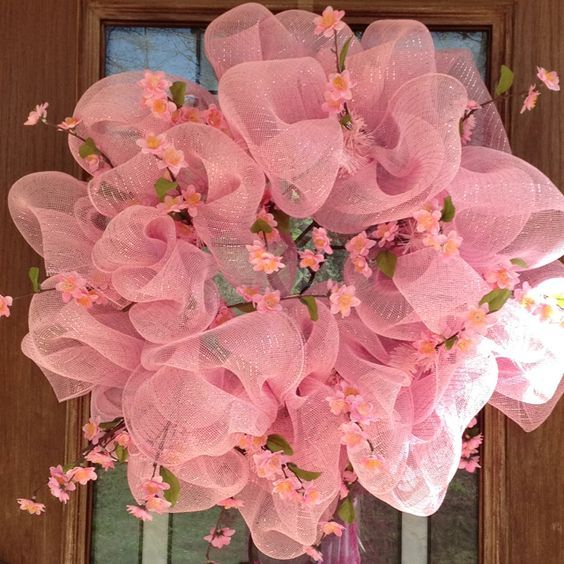 "Spring Is Just Around the Corner! A Heartfelt Wedding Inspired by the Delicate Pink of Cherry Blossoms"にて紹介している画像