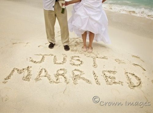 白色沙滩与蓝色海洋的画布♡经典之所以迷人，拍摄可爱“沙滩照片”的技巧总结＊にて紹介している画像