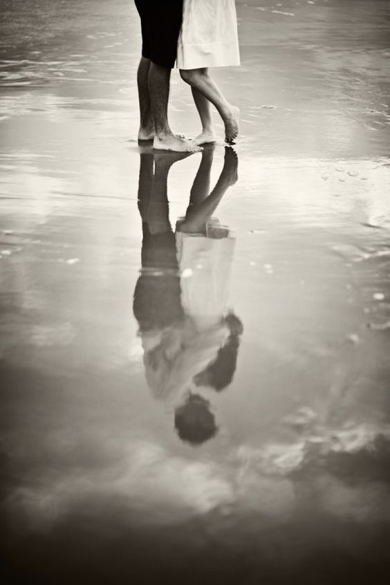 白色沙滩与蓝色海洋的画布♡经典之所以迷人，拍摄可爱“沙滩照片”的技巧总结＊にて紹介している画像