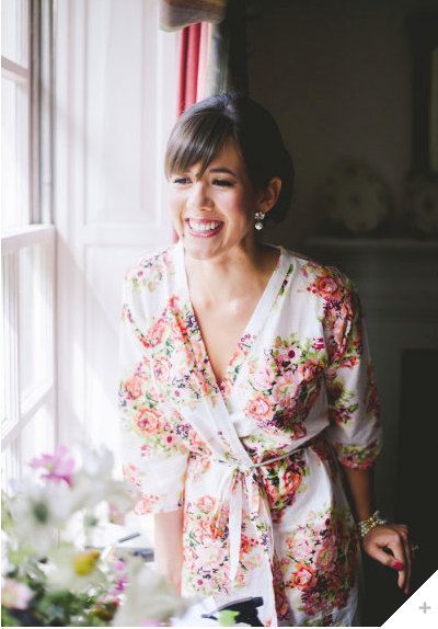 "I Want to Look Cute Even During Preparation Time! Matching Robes for All the Bridesmaids ♡"にて紹介している画像