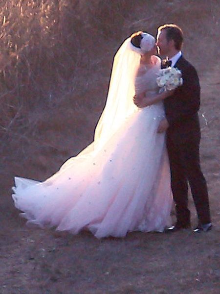 따라하고 싶은♡憧れ海外セレブ의 실제 웨딩 헤어는 어떤 느낌일까?にて紹介している画像