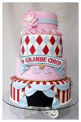 幻想的でどこかクラシカル！サーカスをテーマにしたweddingアイデア♡にて紹介している画像