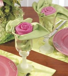 华丽的嘉宾桌♩时尚的〔装饰餐巾〕折叠方法总结＊にて紹介している画像