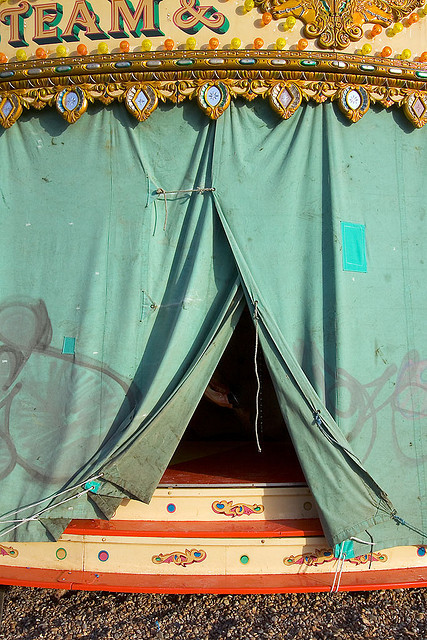 幻想的でどこかクラシカル！サーカスをテーマにしたweddingアイデア♡にて紹介している画像