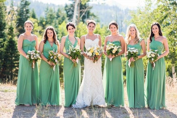 Charming Bridesmaid Collection: Adorable Greens That Blend Naturally!にて紹介している画像