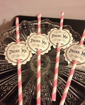 Transforming Plain Glasses: The Trend of Making Welcome Drinks Adorable with 'Welcome Straws' ♡にて紹介している画像