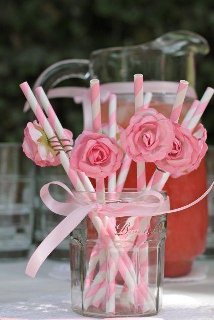 Transforming Plain Glasses: The Trend of Making Welcome Drinks Adorable with 'Welcome Straws' ♡にて紹介している画像