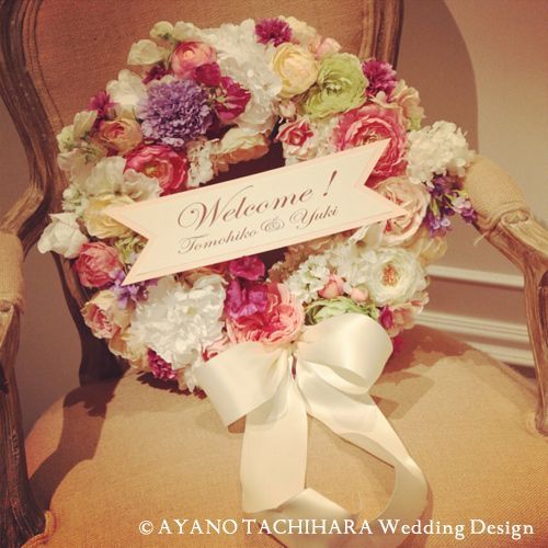 婚礼想要花朵满满♡可爱的花卉欢迎牌设计汇总＊にて紹介している画像