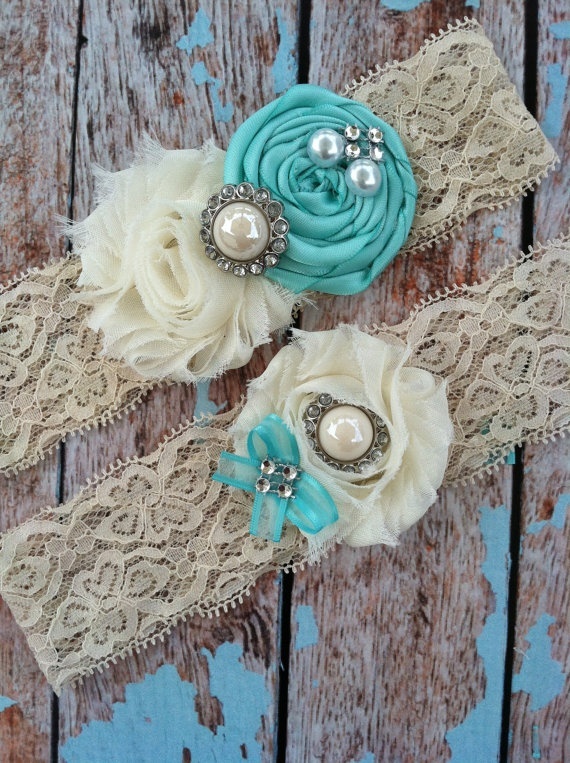 見えないところにこそ取り入れて♡ something blueで幸せな花嫁ににて紹介している画像