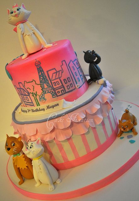 ピンクとホワイトが一番似合う女の子♡おしゃれキャットのマリーちゃんがテーマのウエディング特集♡にて紹介している画像