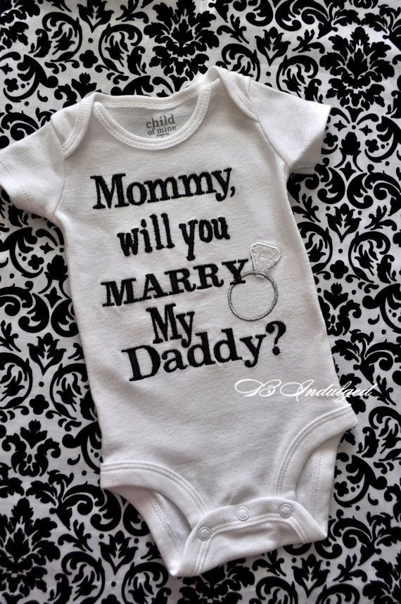 It's Not Too Late Even After the Baby is Born! Let's Make a Lively Family Wedding Party!にて紹介している画像