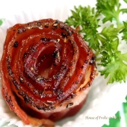Not Just Apples! Surprise Everyone with Bacon Roses♡にて紹介している画像
