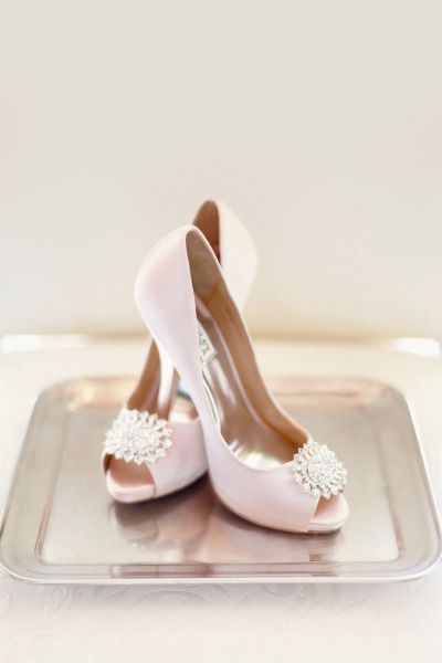 Sparkling Sandal Collection with Sequins and Swarovski ♡にて紹介している画像