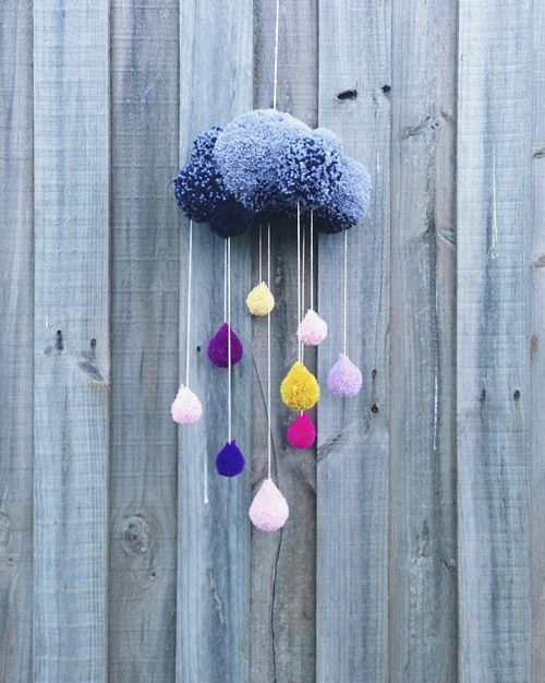 "Queen Elizabeth's Favorite ♡ Do You Know the British Royal Family's Trusted Vinyl Umbrella Brand, Fulton?"にて紹介している画像