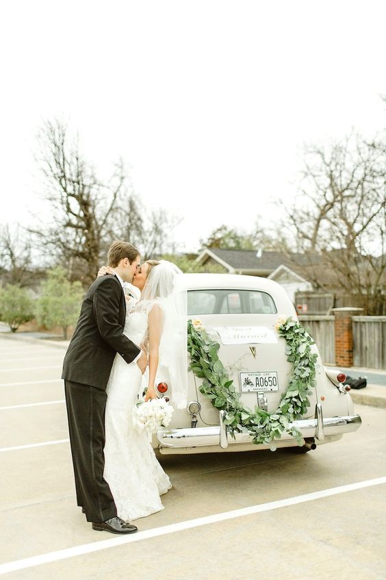 그와 나만의 특별한 공간♡ 설레임 가득한 【웨딩카】와 함께하는 웨딩 사진 모음＊にて紹介している画像