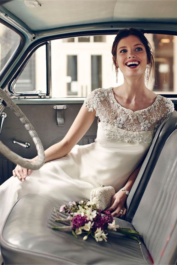 그와 나만의 특별한 공간♡ 설레임 가득한 【웨딩카】와 함께하는 웨딩 사진 모음＊にて紹介している画像