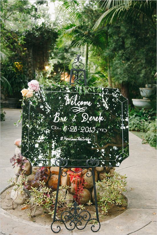 Instagramで見つけた！先輩花嫁さんに学ぶ〔おしゃれなウェルカムボード〕10選♡にて紹介している画像