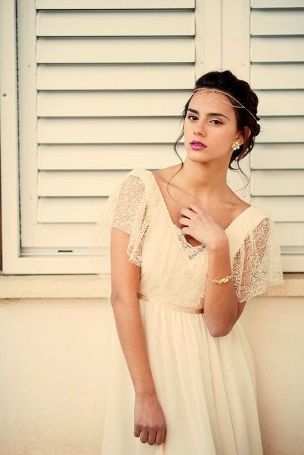 Sparkling Tiara♡ Adorable Hair Accessory Collection for Princess-Like Hairstyles♡にて紹介している画像