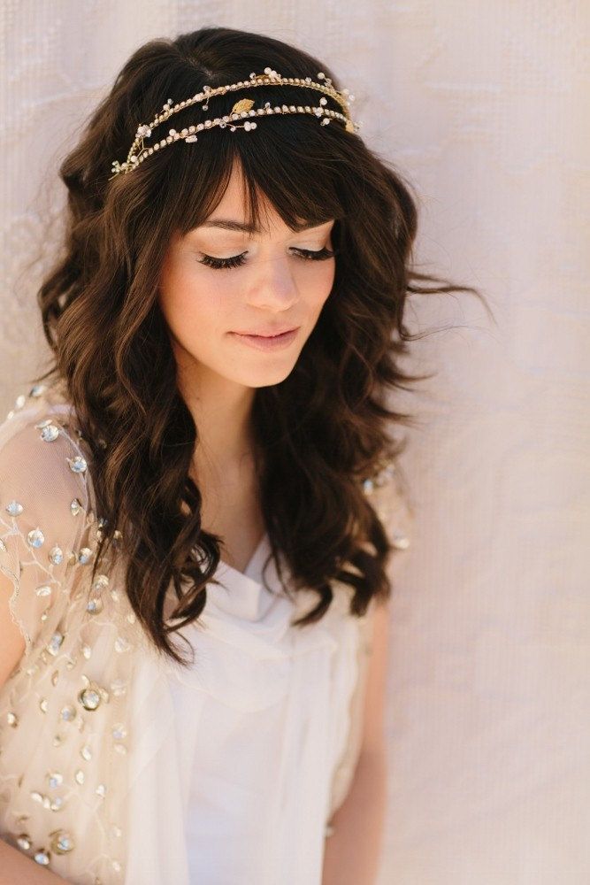 Sparkling Tiara♡ Adorable Hair Accessory Collection for Princess-Like Hairstyles♡にて紹介している画像